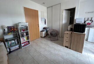  Appartement à louer 1 pièce 19 m²