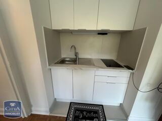  Appartement à louer 2 pièces 31 m²
