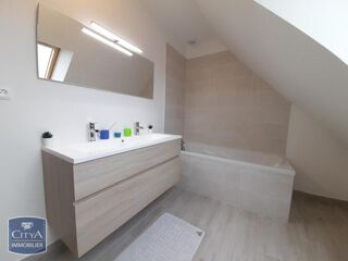  Maison à louer 5 pièces 101 m² St hilaire st mesmin