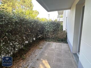  Appartement à louer 3 pièces 71 m²