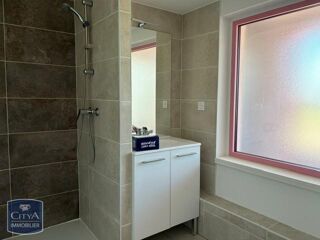  Appartement à louer 1 pièce 28 m²