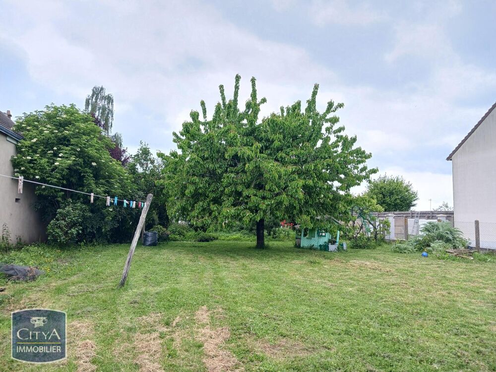À LOUER : Découvrez cette magnifique maison T6 située à ....