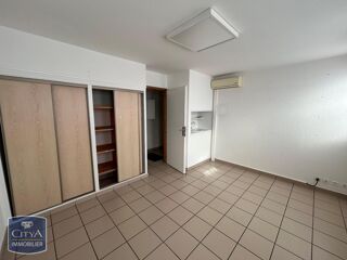  Appartement à louer 4 pièces 87 m²