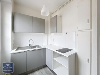  Appartement à louer 3 pièces 50 m²