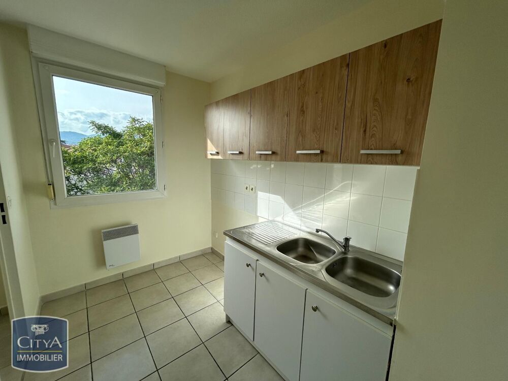 location Appartement - 3 pièce(s) - 61 m² Aubière (63170)