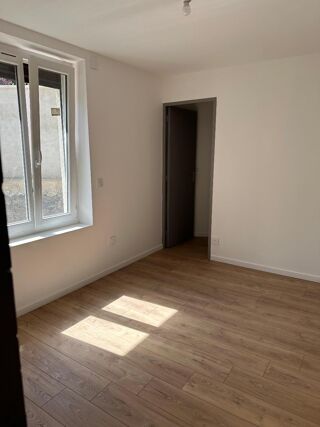  Appartement à louer 3 pièces 53 m²