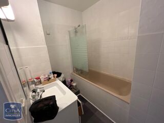  Appartement à louer 2 pièces 44 m²
