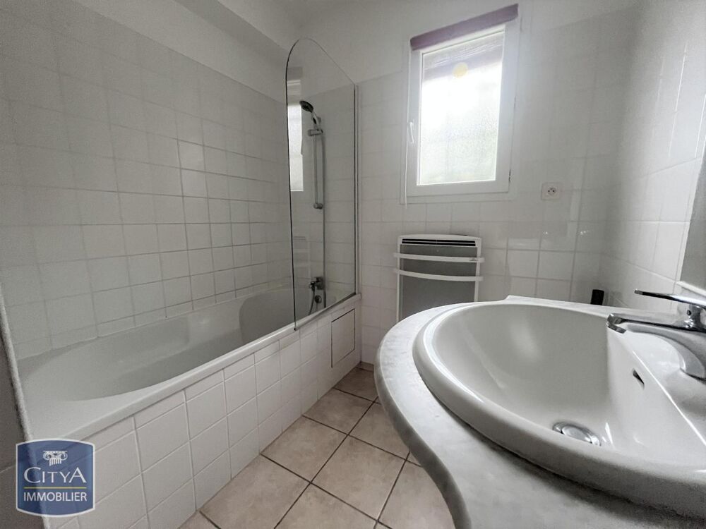 location Appartement - 3 pièce(s) - 61 m² Sarlat-la-Canéda (24200)