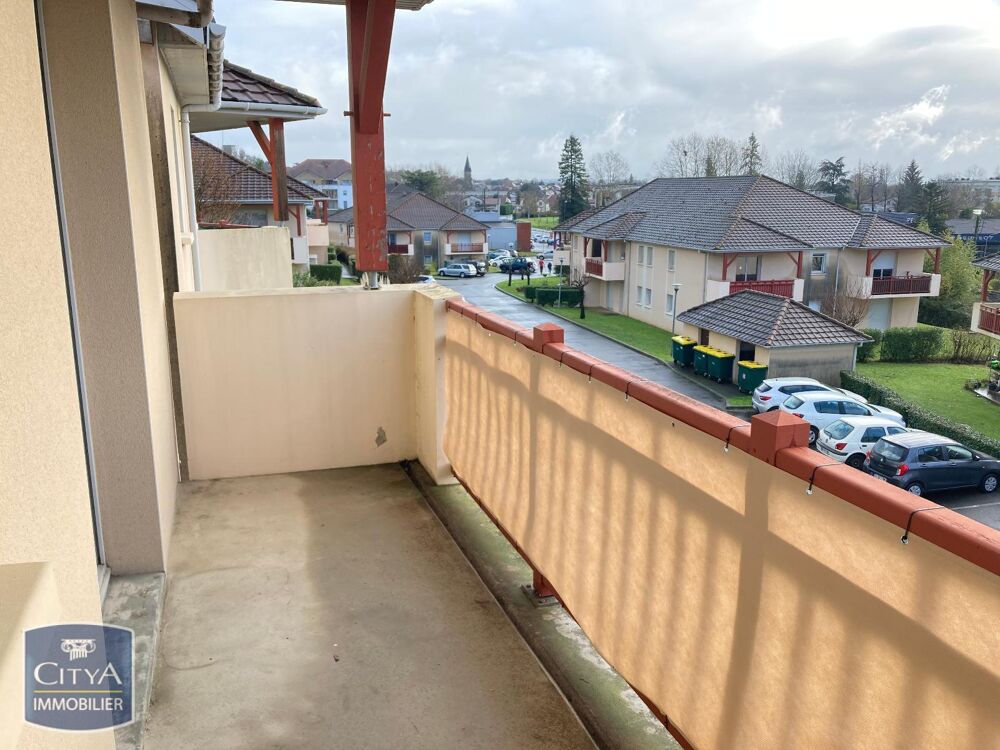 À LOUER : Appartement T3 situé à Orthez, dans le départe....