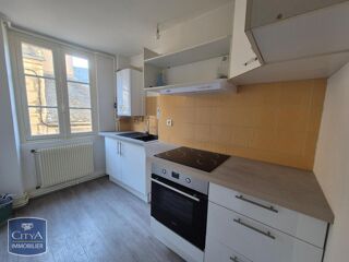  Appartement à louer 3 pièces 65 m²