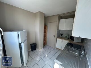  Appartement à louer 4 pièces 61 m²