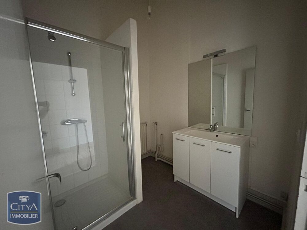 location Appartement - 1 pièce(s) - 42 m² Le Blanc (36300)