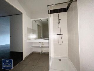  Appartement à louer 2 pièces 37 m²