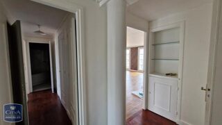  Appartement à louer 3 pièces 86 m²