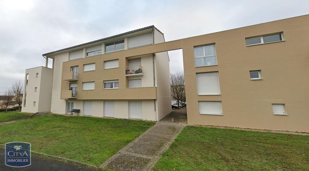 location Appartement - 1 pièce(s) - 32 m² Saint-Benoît (86280)