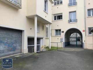  Parking / Garage � louer 