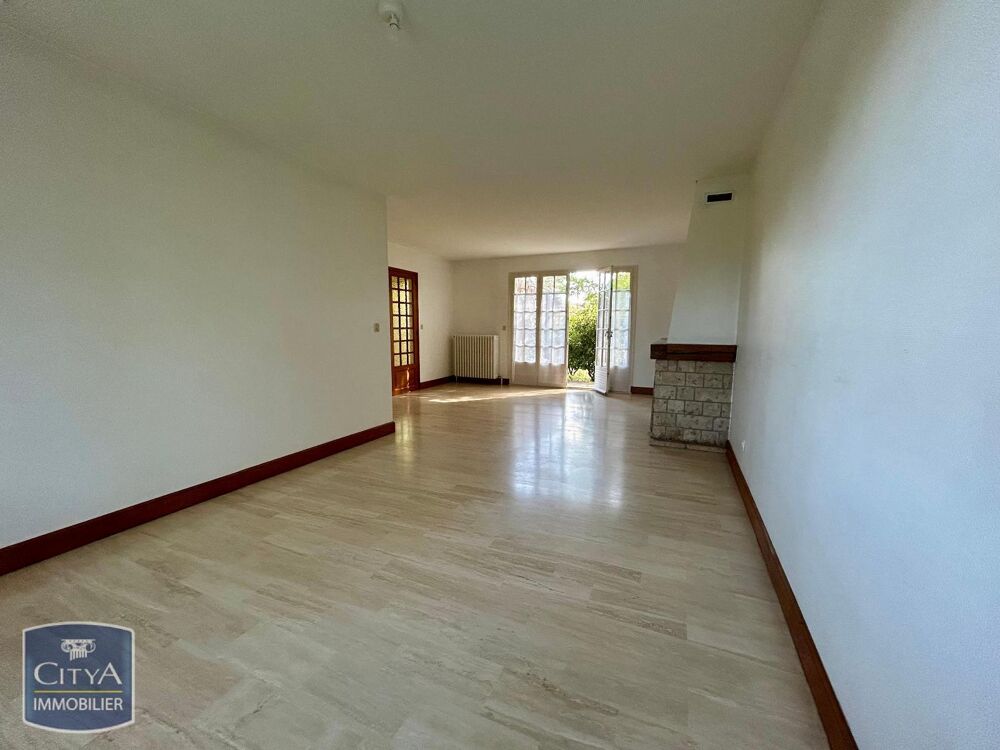 location Maison - 3 pièce(s) - 85 m² Saint-Hilaire-Saint-Mesmin (45160)