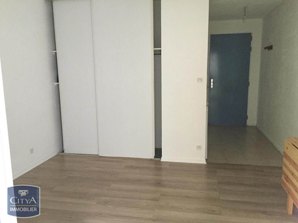 À LOUER : Appartement T1 situé dans le secteur Universit....
