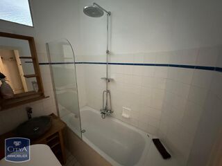  Appartement à louer 3 pièces 85 m²