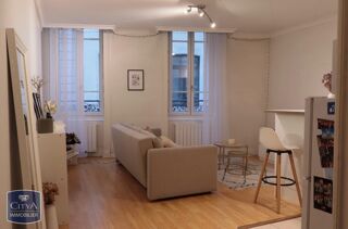  Appartement à louer 3 pièces 68 m²