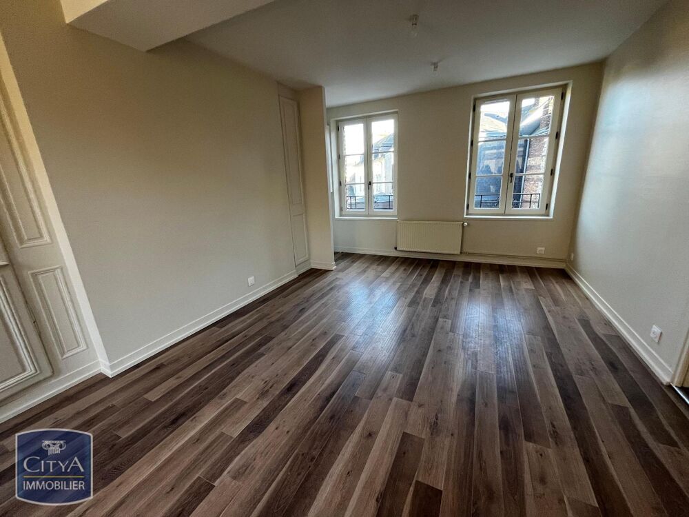 À LOUER : Charmant appartement rénové T3 situé au coeur d....