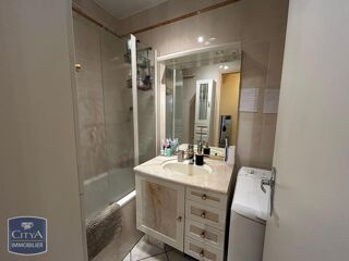  Appartement à louer 1 pièce 42 m²