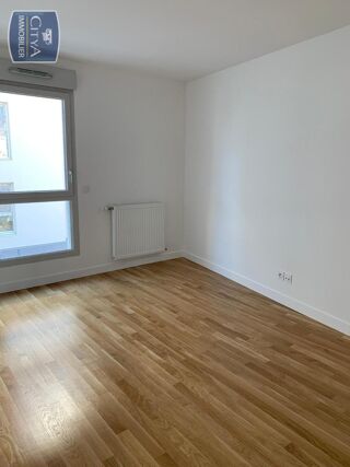  Appartement à louer 3 pièces 64 m²