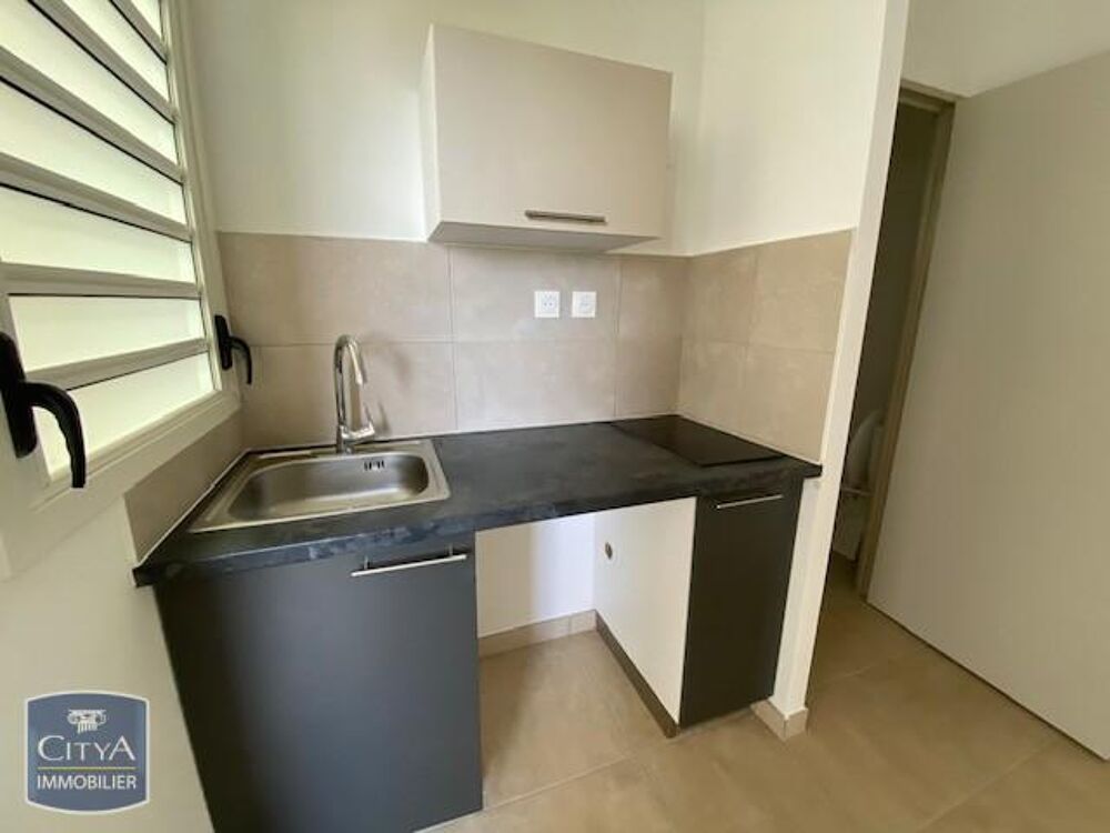 location Appartement - 1 pièce(s) - 23 m² Le Tampon (97430)