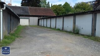  Parking / Garage à louer 