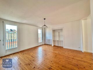  Appartement à louer 2 pièces 54 m²