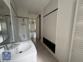  Appartement à louer 2 pièces 57 m²