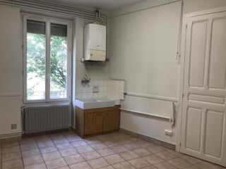  Appartement à louer 3 pièces 60 m²