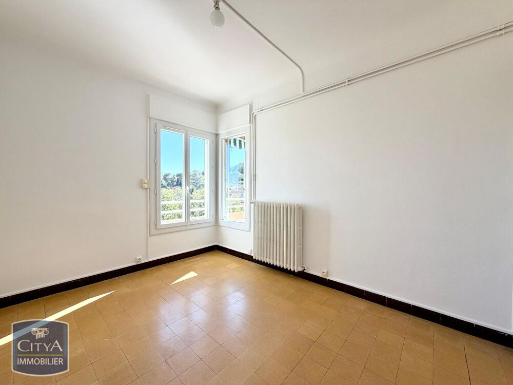 location Appartement - 4 pièce(s) - 65 m² Nimes (30900)