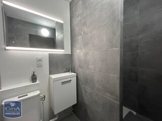  Appartement à louer 2 pièces 28 m²