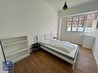  Appartement à louer 2 pièces 54 m²