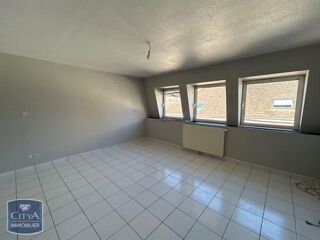  Appartement à louer 3 pièces 55 m²