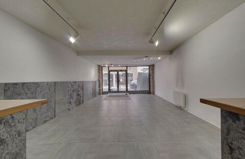 Local commercial en plein centre-ville - Id&eacute;alement s... 600 71000 Macon