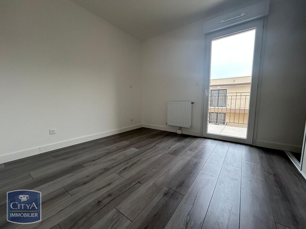 À LOUER : Découvrez ce magnifique appartement T4 avec de....