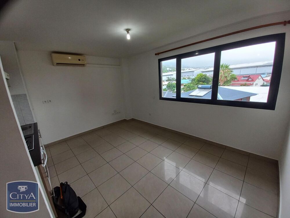 location Appartement - 1 pièce(s) - 23 m² La Possession (97419)