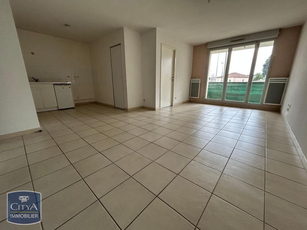 À LOUER - Disponible mi Octobre : Appartement T2 à Auben....