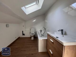  Appartement à louer 3 pièces 49 m²