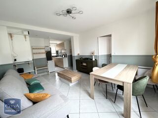  Appartement à louer 4 pièces 