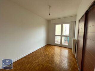  Appartement à louer 3 pièces 58 m²