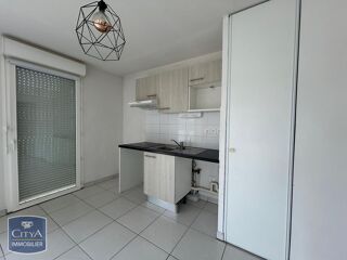  Appartement à louer 3 pièces 56 m²