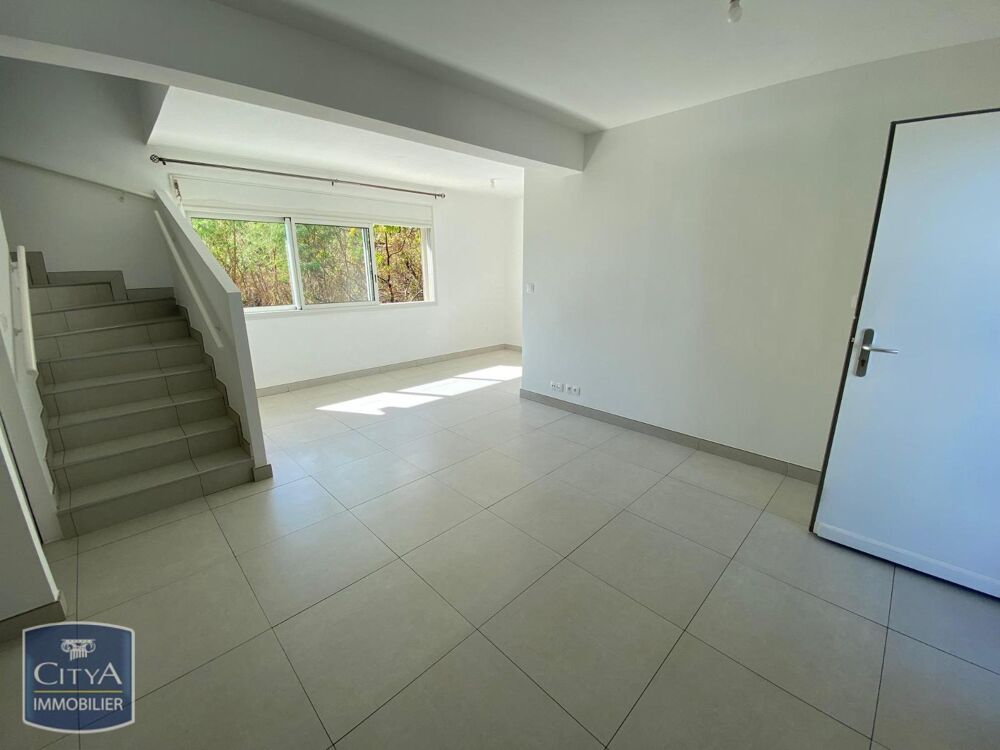 location Appartement - 3 pièce(s) - 62 m² Saint-Paul (97460)