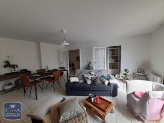  Appartement à louer 4 pièces 97 m²