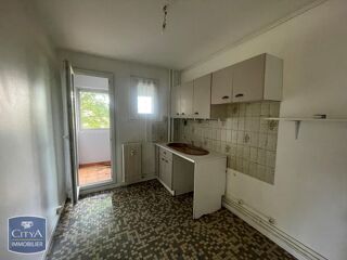  Appartement à louer 4 pièces 65 m²