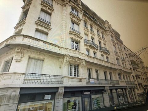 Local professionnel &agrave; louer emplacement id&eacute;al 110 M2 ... 800 42000 Saint Étienne