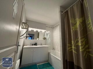  Appartement à louer 3 pièces 51 m²