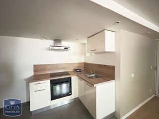  Appartement à louer 3 pièces 56 m²